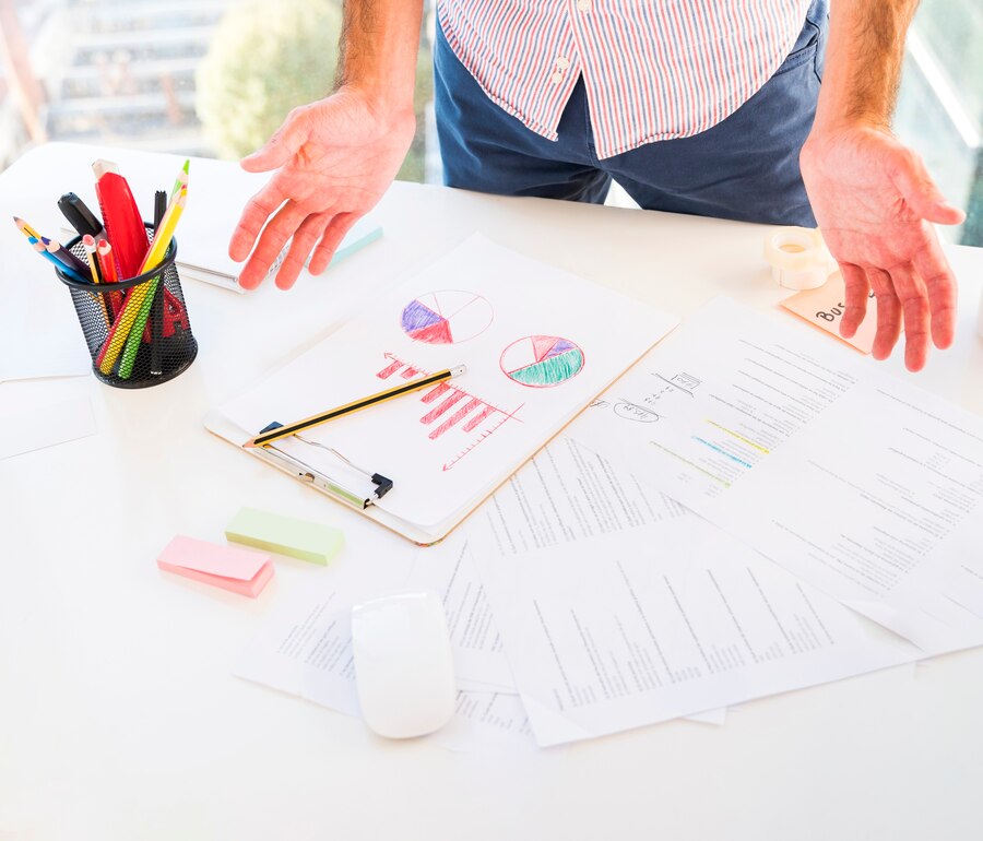 Qualitative and Quantitative Research